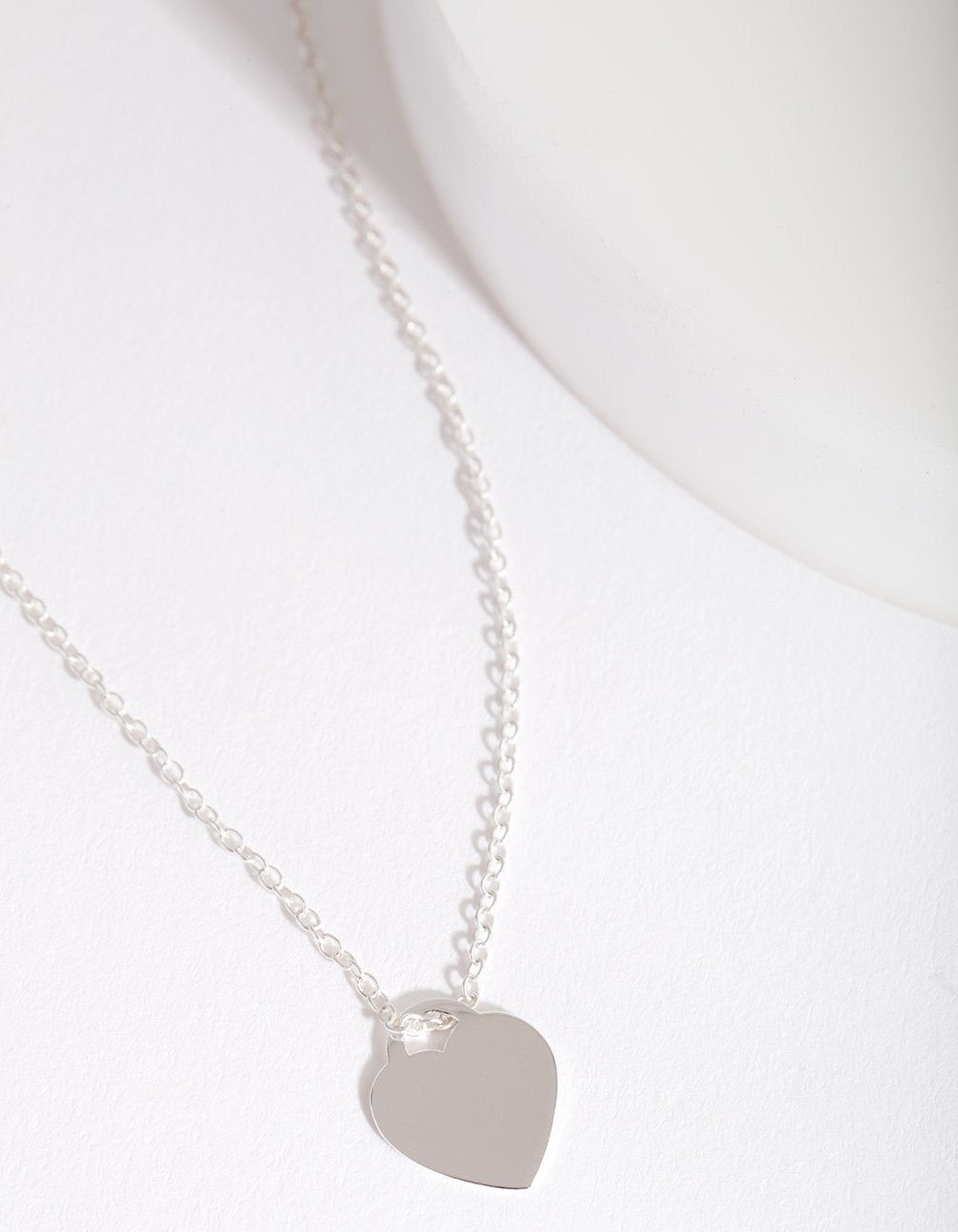 GXM ST HEART DISC NL sold by lovisa