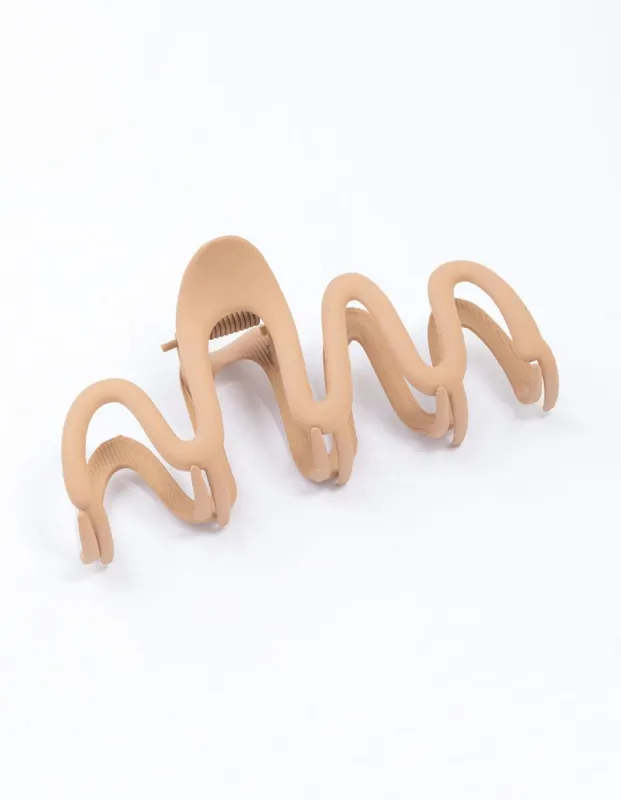 Neutral Wavy Hair Claw Clip sold by lovisa
