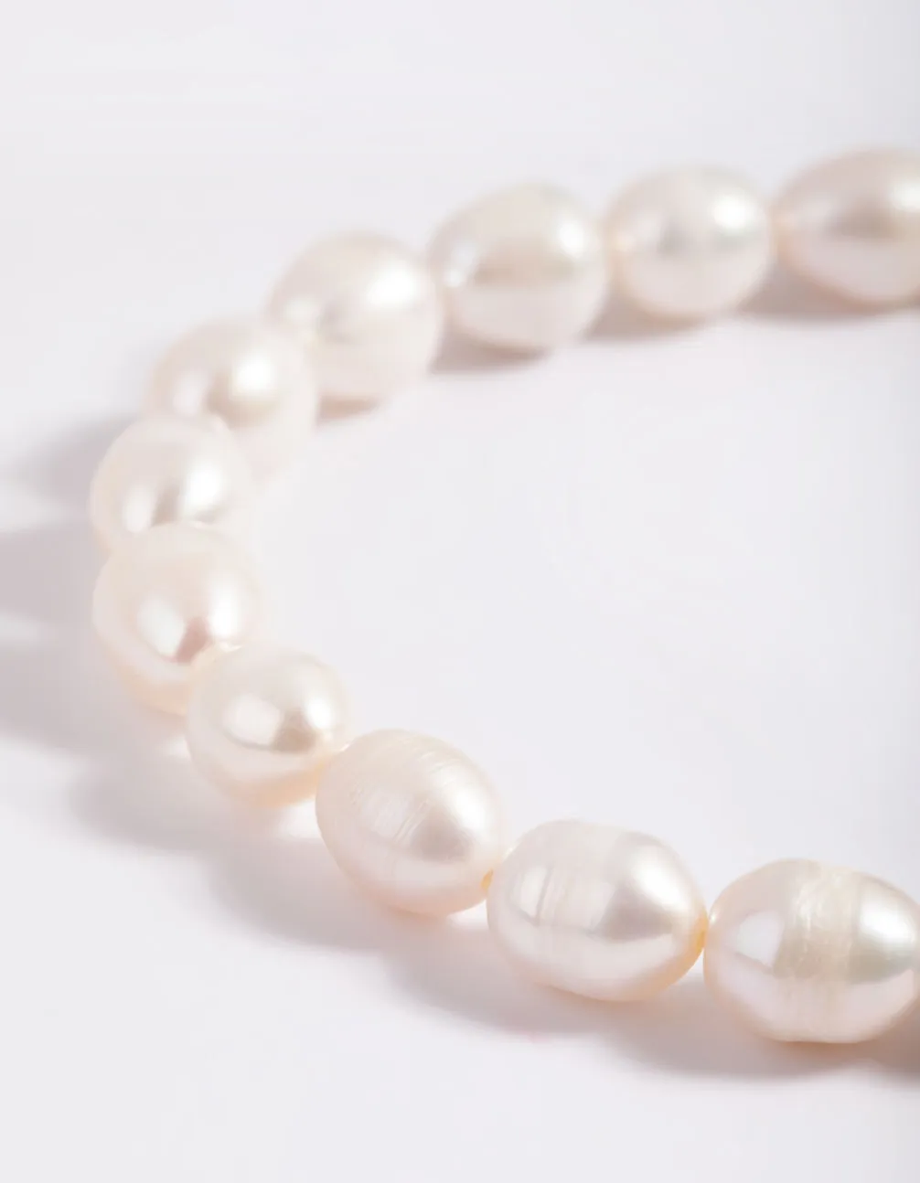 Freshwater Pearl Stretch Bracelet sold by lovisa product image thumbnail 3