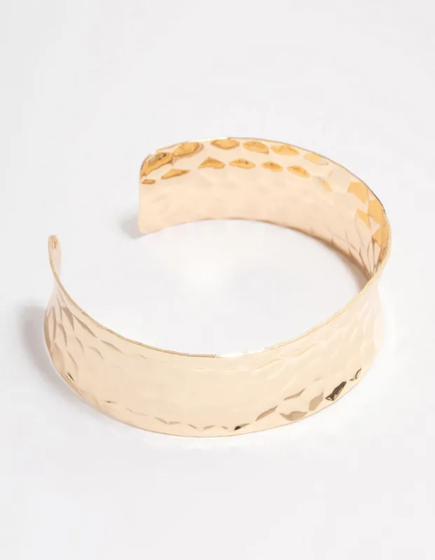 Gold Hammered Open Wrist Cuff sold by lovisa