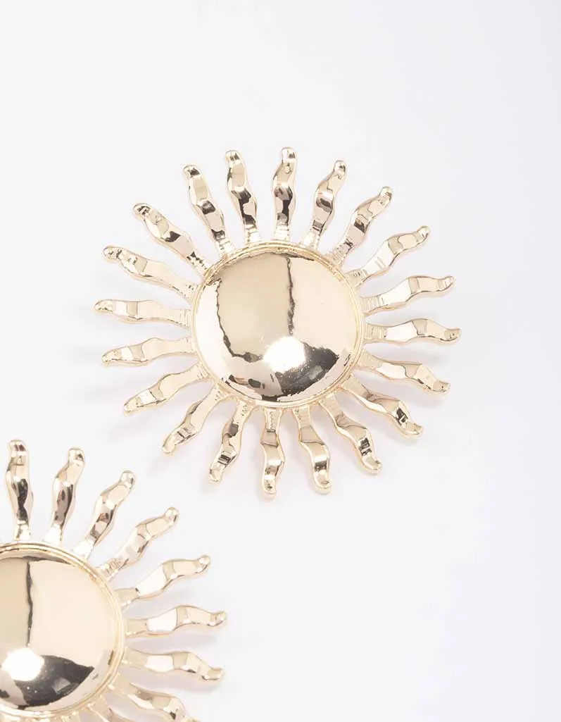 Gold Large Wavy Sun Stud Earrings sold by lovisa product image thumbnail 3