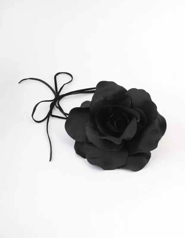 Black Large Flower Choker sold by lovisa