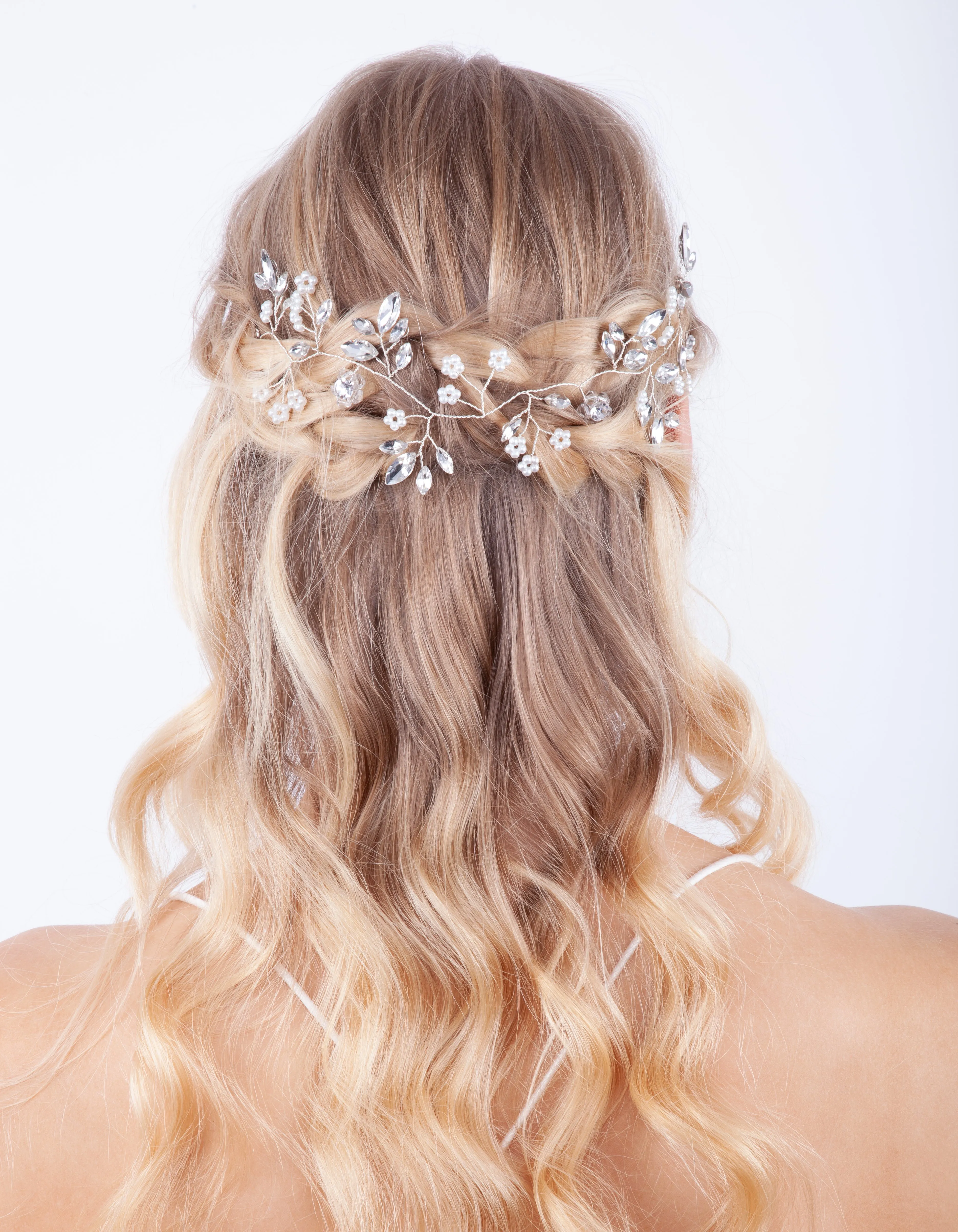 Silver Faceted Pearl Leaf Hair Vine sold by lovisa product image thumbnail 4