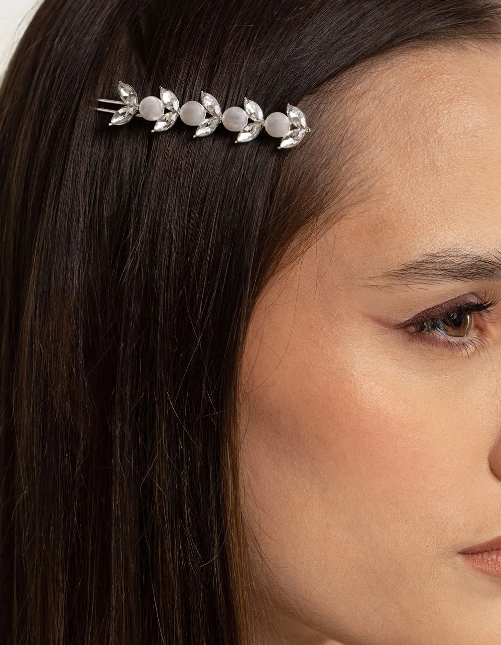 Silver Diamante & Pearl Row Clip Pack sold by lovisa product image thumbnail 3