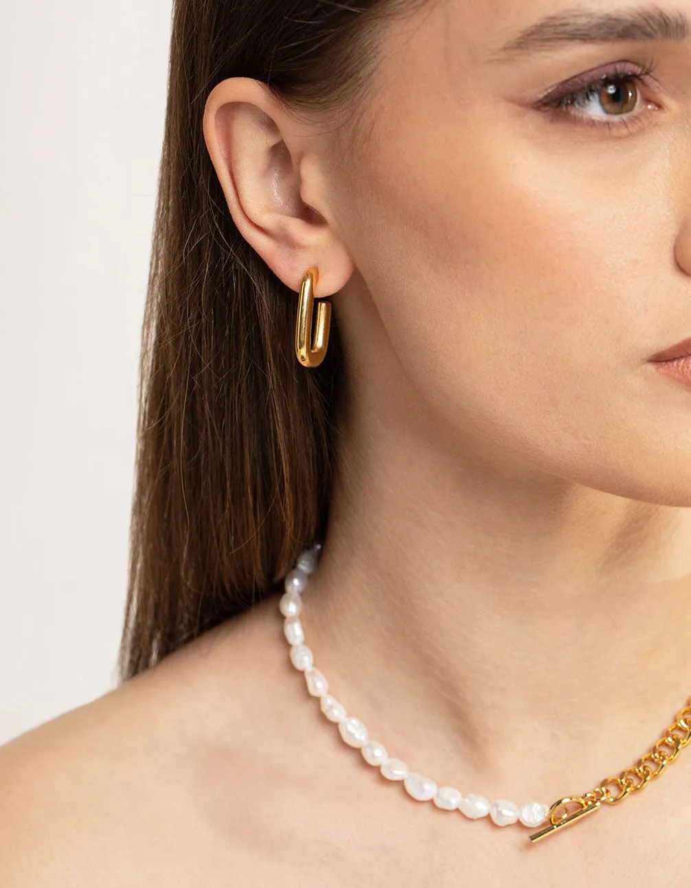 Waterproof Gold Plated Stainless Steel Rounded Square Hoop Earrings sold by lovisa product image thumbnail 2