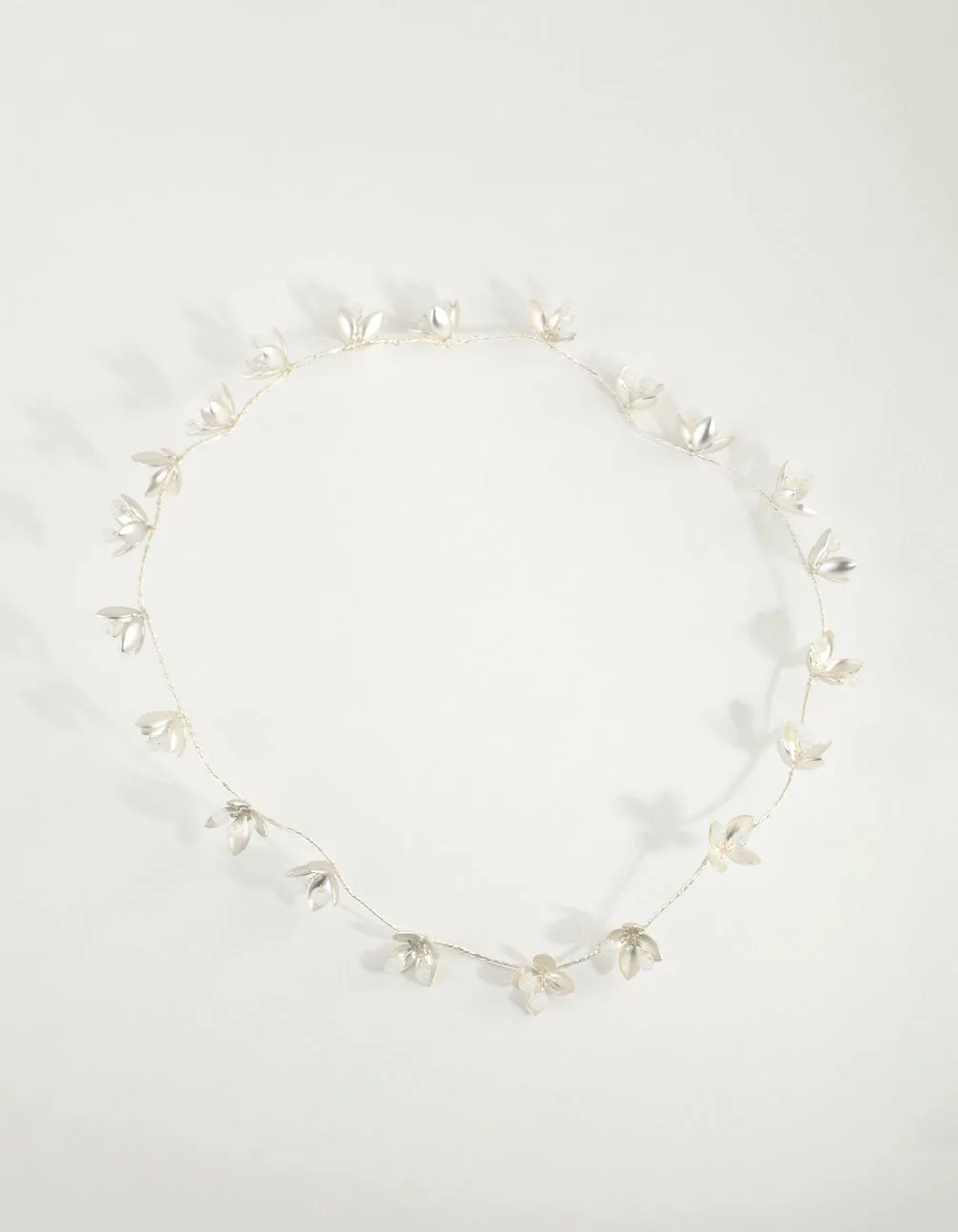Mixed Flower Detail Dainty Halo sold by lovisa product image thumbnail 2