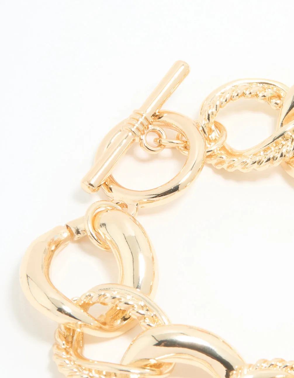 Gold Twisted Curb T & O Bracelet sold by lovisa product image thumbnail 3