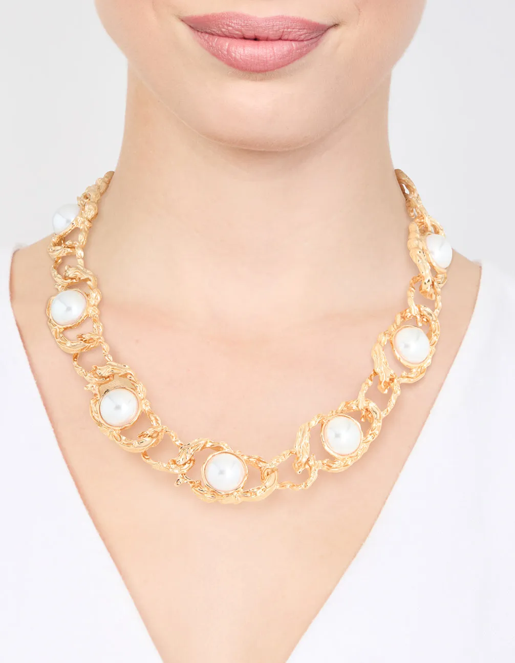 Gold Pearl Molten Rope Necklace sold by lovisa product image thumbnail 2