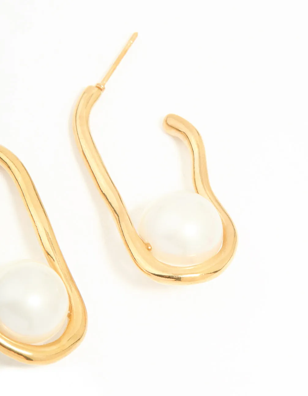 Waterproof Gold Plated Stainless Steel Pearl Twist Hoop Earrings sold by lovisa product image thumbnail 3