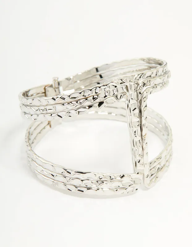 Silver Hammered Linear Wrist Cuff sold by lovisa