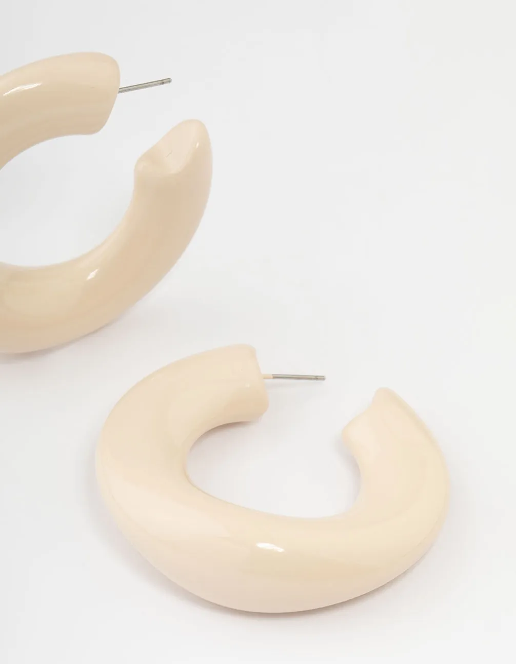 Cream Acrylic Organic Medium Hoop Earrings sold by lovisa product image thumbnail 5
