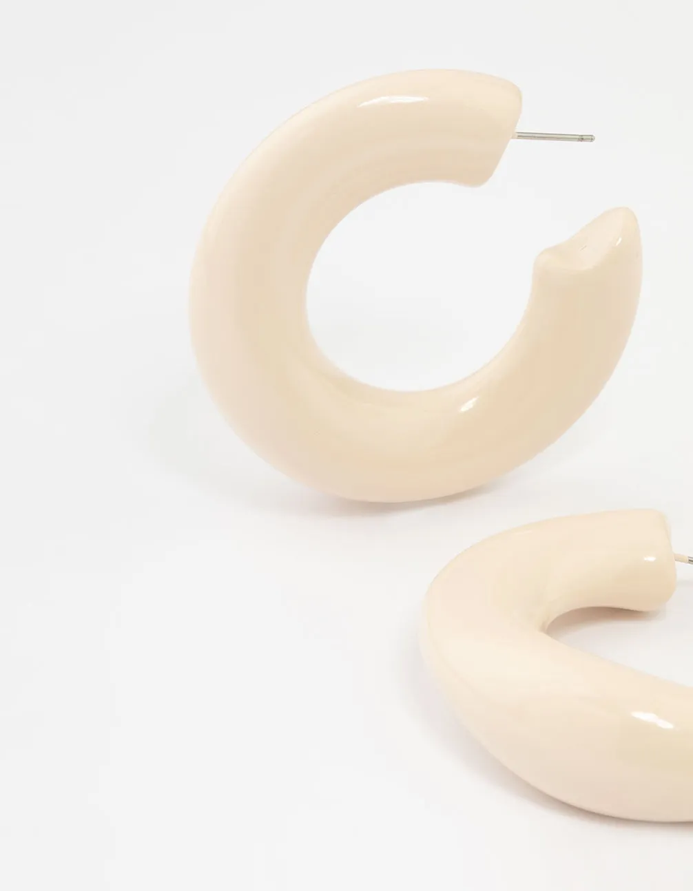 Cream Acrylic Organic Medium Hoop Earrings sold by lovisa product image thumbnail 4