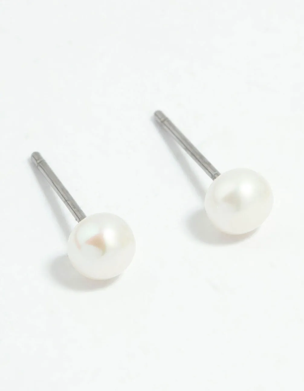 Waterproof Gold Plated Stainless Steel Pearl Dainty Earrings 2-Pack sold by lovisa product image thumbnail 4