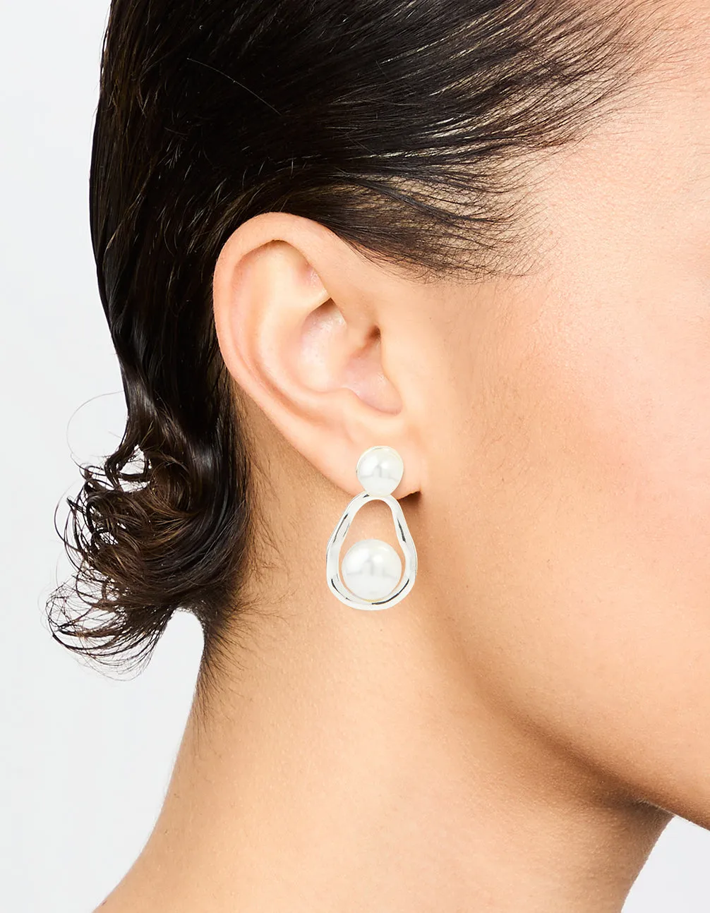 Silver Pearl Pear Drop Earrings sold by lovisa product image thumbnail 2