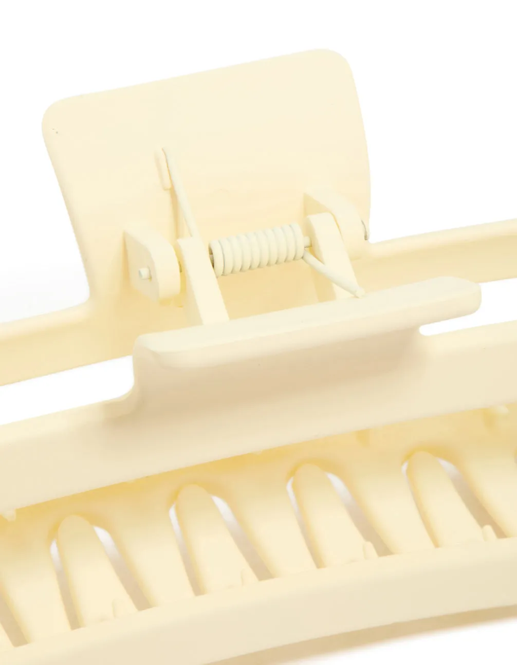 Cream Extra Large Claw Clip sold by lovisa product image thumbnail 3
