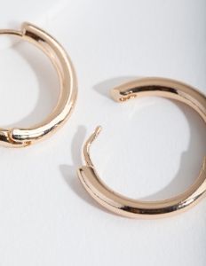 Gold Polished Hoop Earrings sold by lovisa