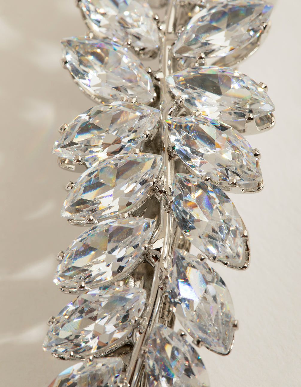 Navette Crystal Laurel Clip sold by lovisa product image thumbnail 4