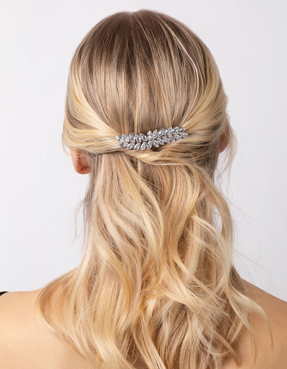 Navette Crystal Laurel Clip sold by lovisa product image thumbnail 5
