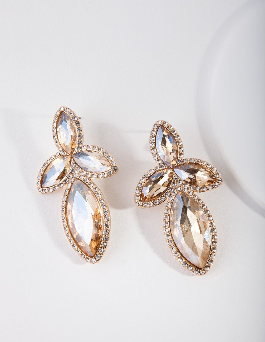 GD&P SG YLW DIA DRP ER sold by lovisa