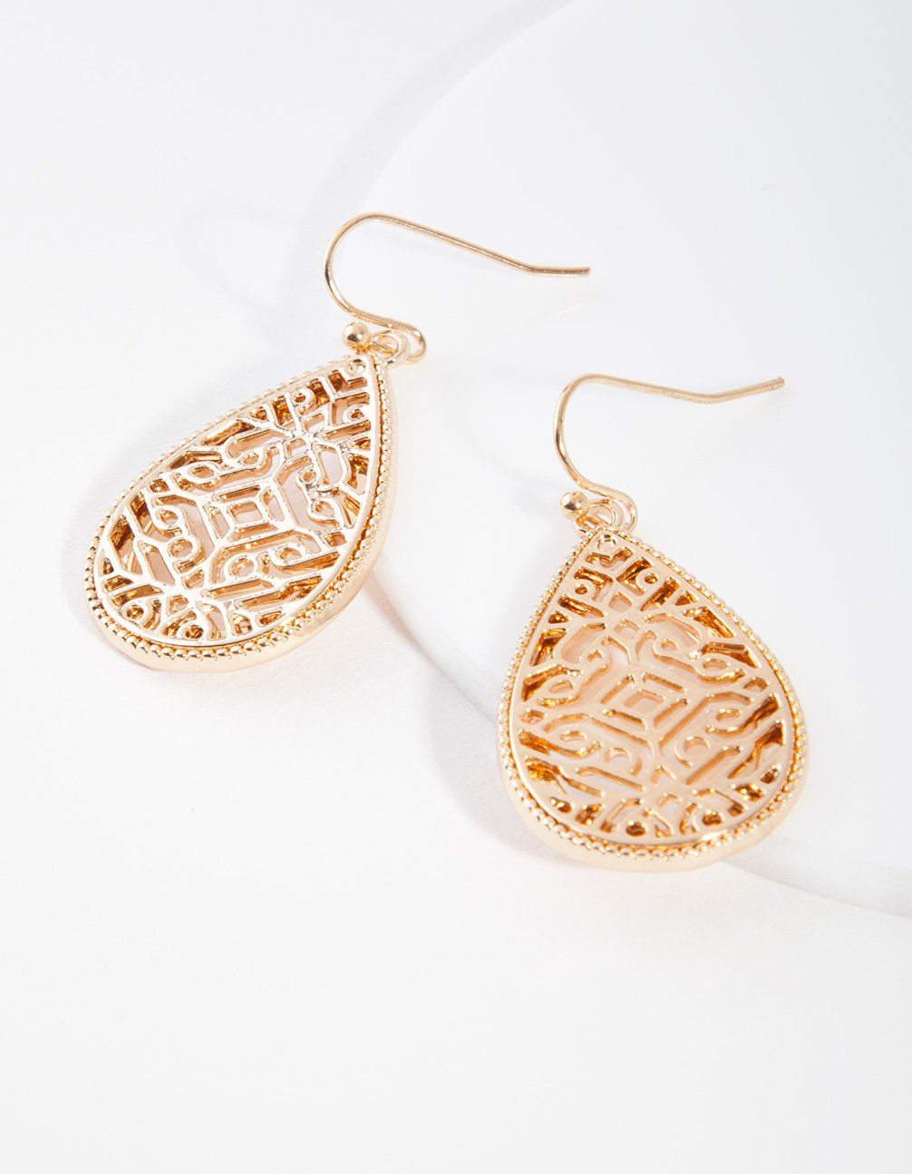 GE SG TEARDROP PTTRN DRP ER sold by lovisa product image thumbnail 2