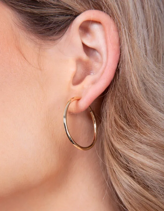 POSE SG 30ML HOOP CLP ON ER sold by lovisa