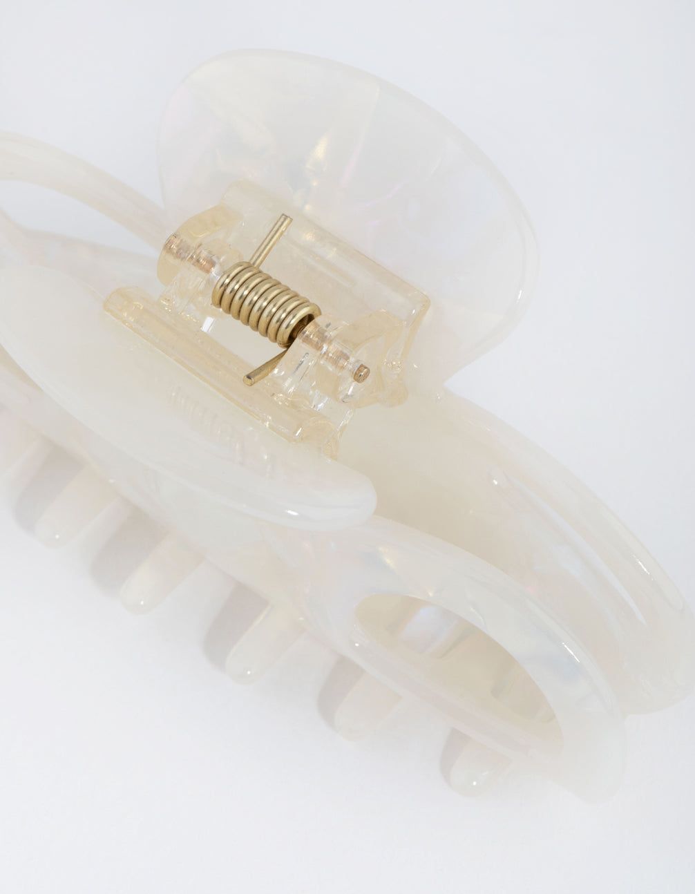 Acrylic White Bow Claw sold by lovisa product image thumbnail 3