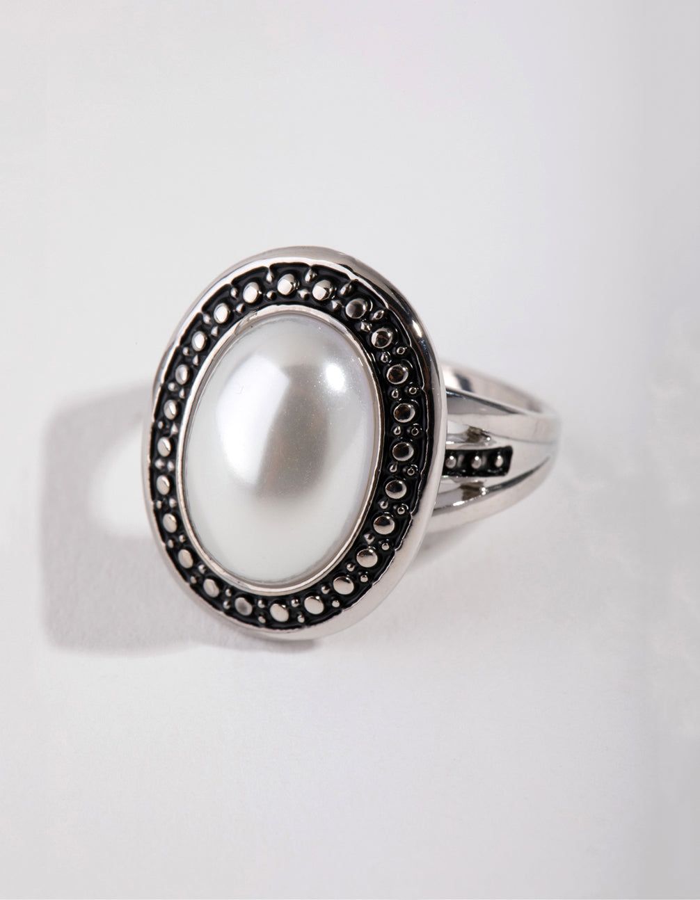 Antique Silver Pearl Dome Ring sold by lovisa
