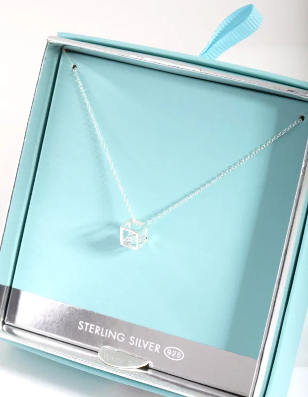 GXM ST CUBED DIA NL sold by lovisa