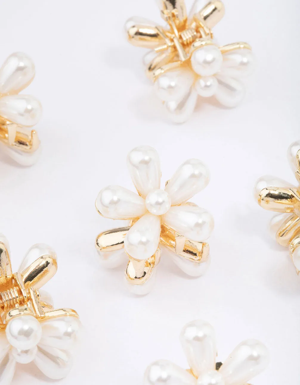 Gold Mini Pearl Daisy Hair Claw Clip 6-Pack sold by lovisa product image thumbnail 3