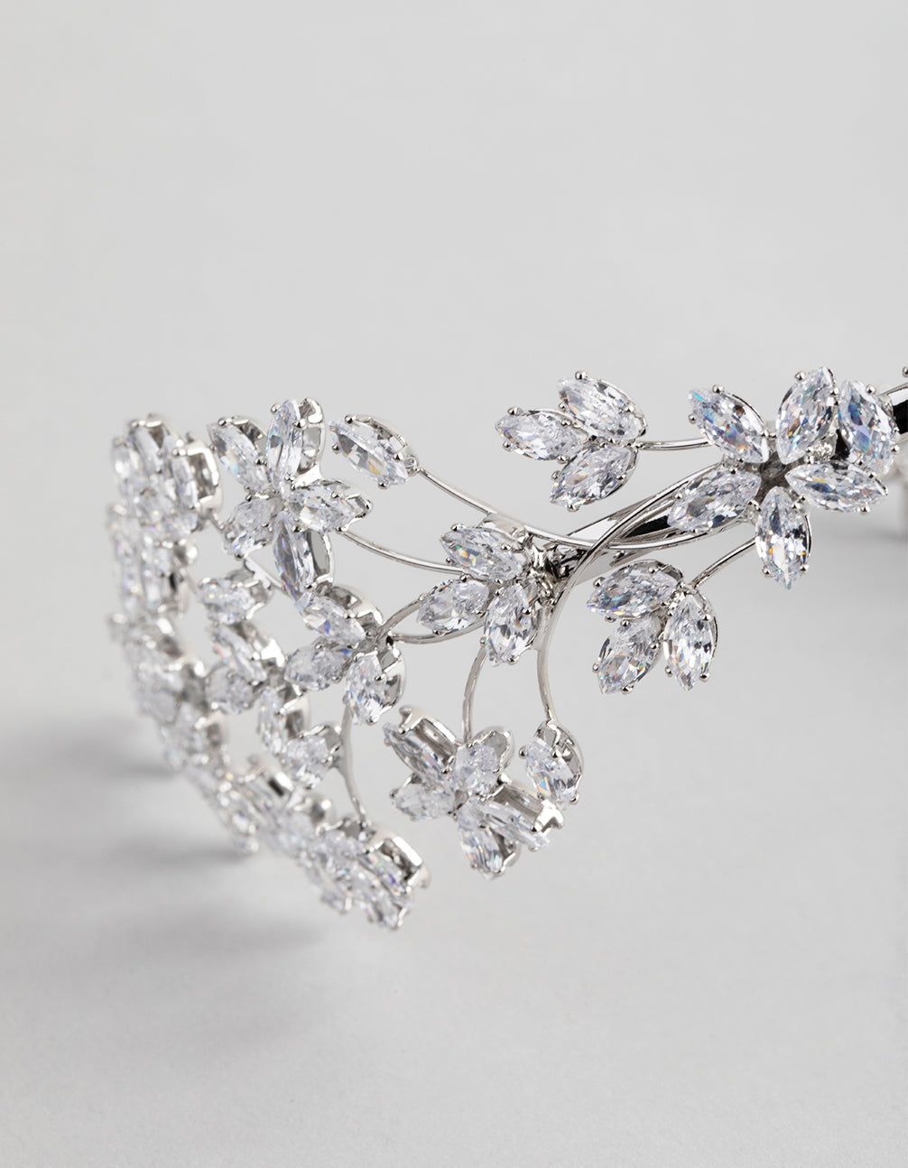 Rhodium Statement Flower Alice Band sold by lovisa product image thumbnail 3