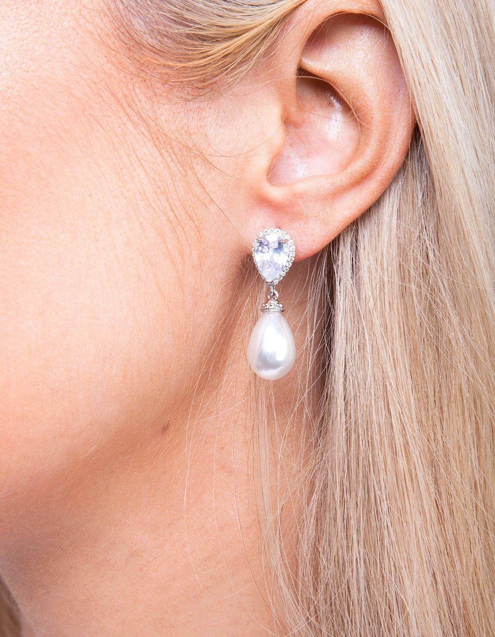 GXM RH EAR & PEARL DRP ER sold by lovisa product image thumbnail 3