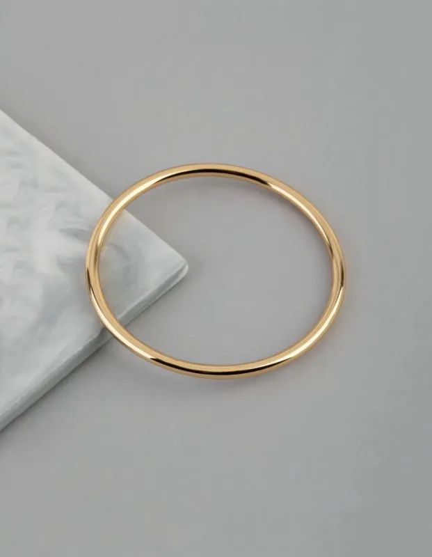 18ct Gold Plated Brass 4mm Bangle Bracelet sold by lovisa