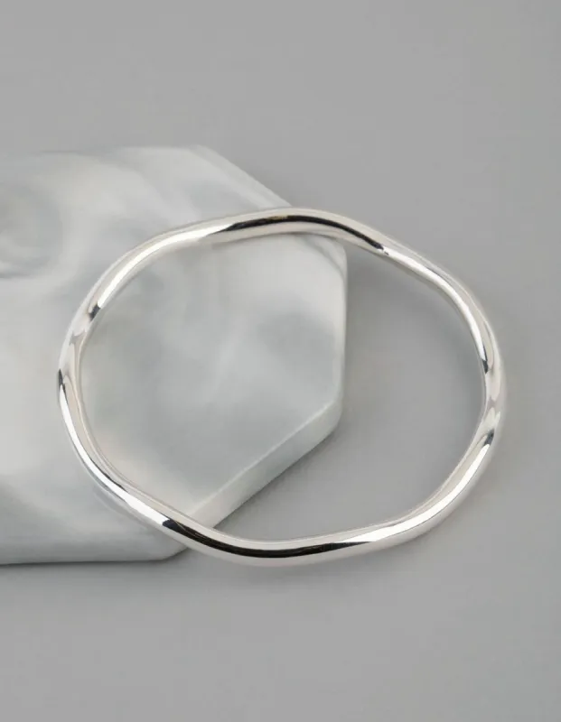 Silver Plated Brass 4.5mm Wavey Bangle sold by lovisa