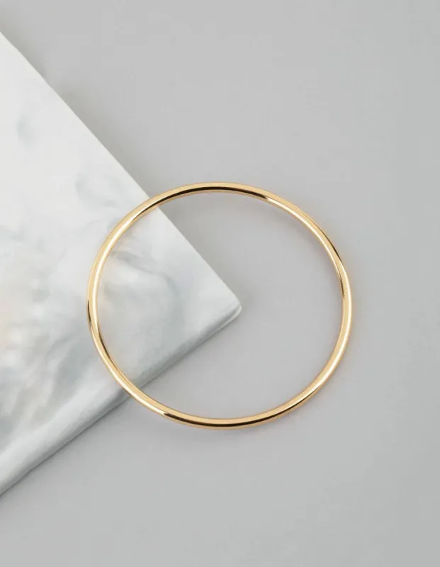 18ct Gold Plated Brass 3mm Bangle Bracelet sold by lovisa