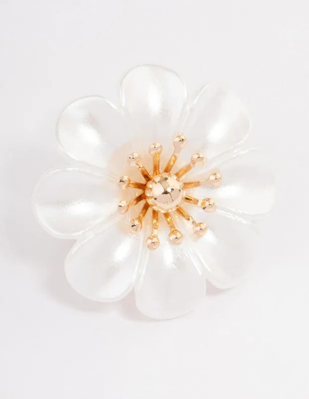Gold Pearlised Flower Brooch sold by lovisa
