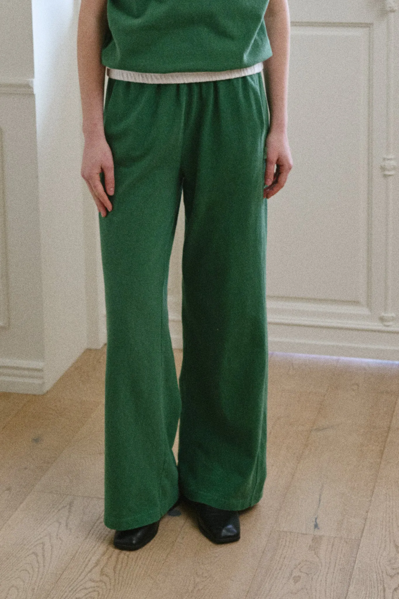 Breezy Pants - Basil sold by Le Bon Shoppe