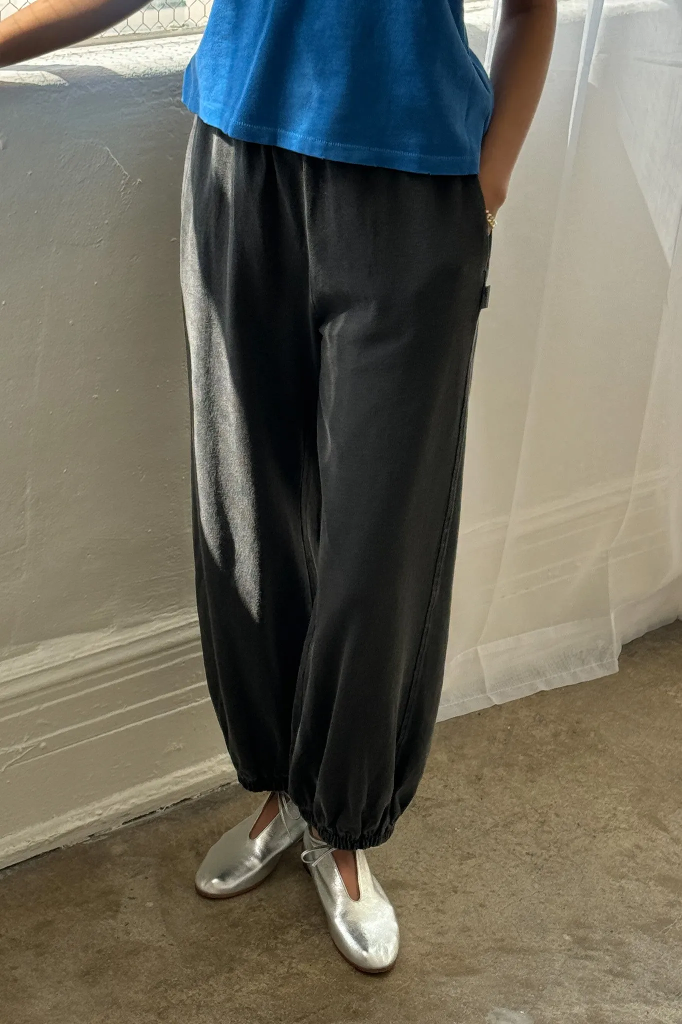 Balloon Pants - Almost Black sold by Le Bon Shoppe