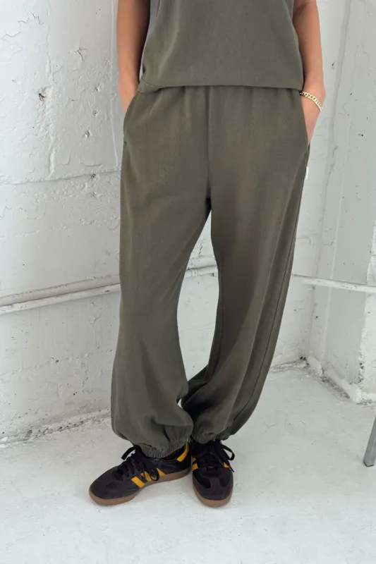 Balloon Pants - Olive sold by Le Bon Shoppe