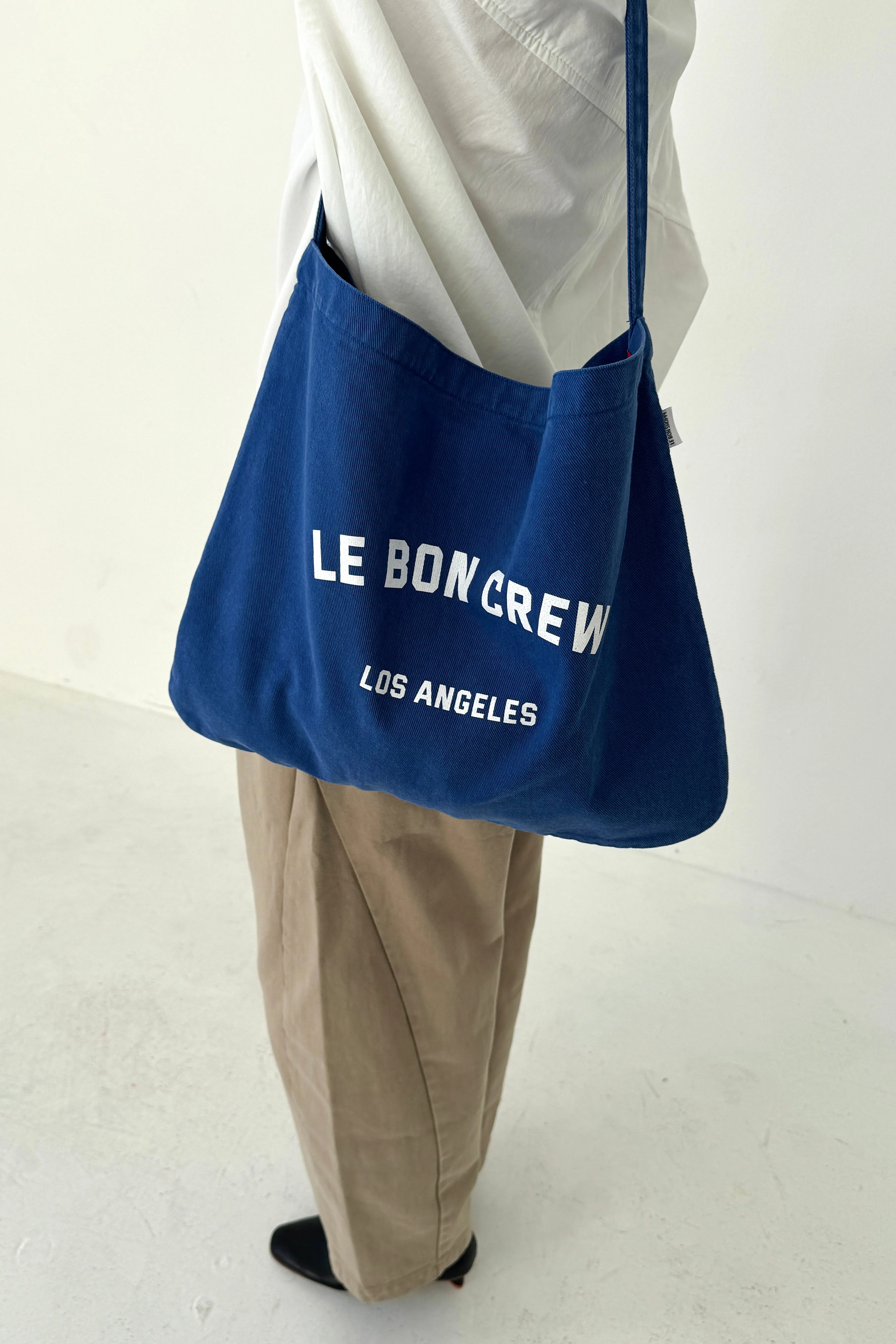 Le Bon Crew Happy Carry Bag - Azure / Le Bon Crew sold by Le Bon Shoppe