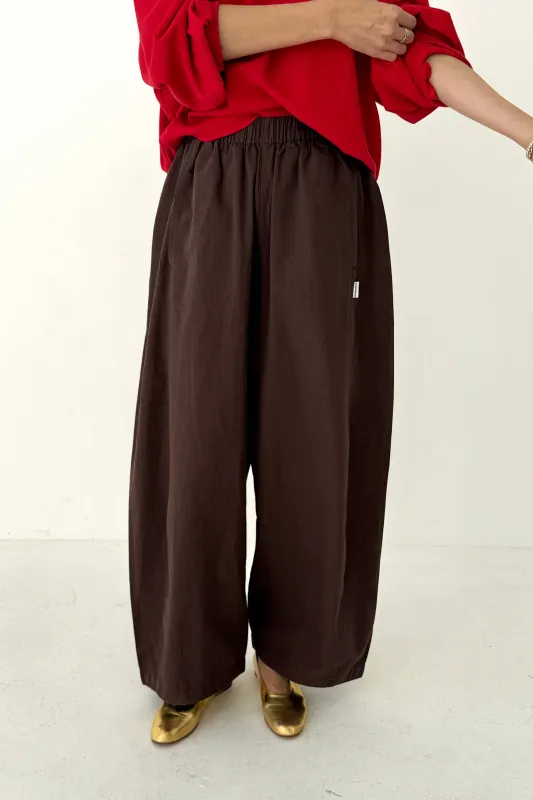 Parachute Pants - Dark Brown made by Le Bon Shoppe