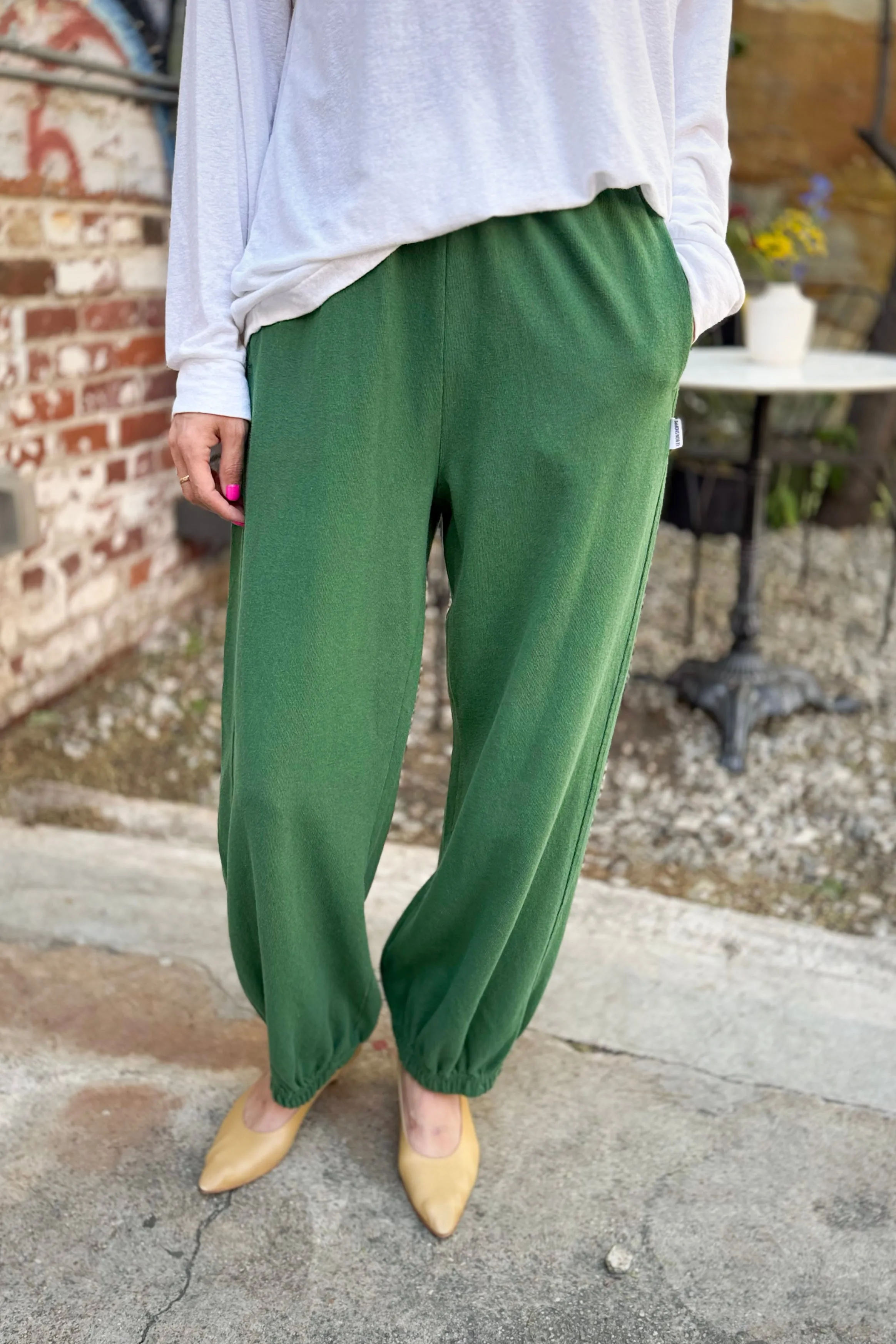 Balloon Pants - Moss Green sold by Le Bon Shoppe