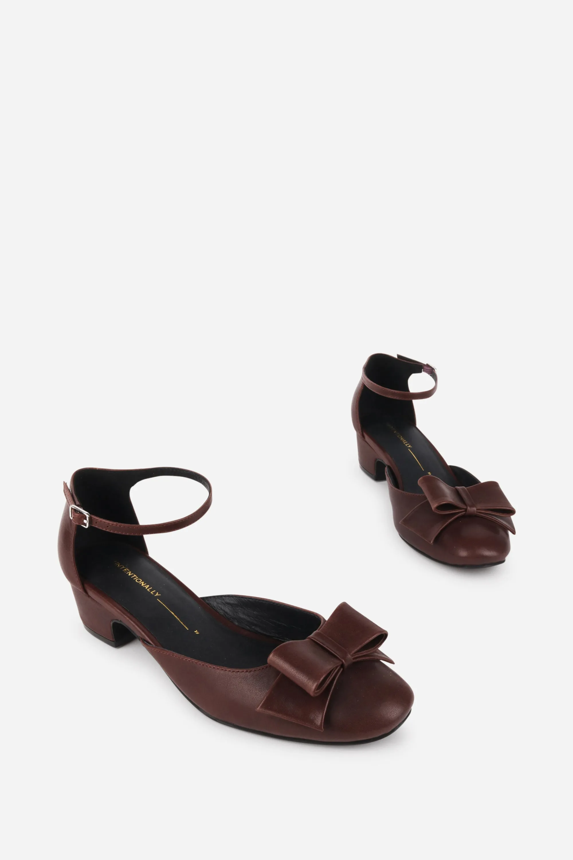 ACCORD MARY JANE HEEL sold by Intentionally Blank product image thumbnail 3