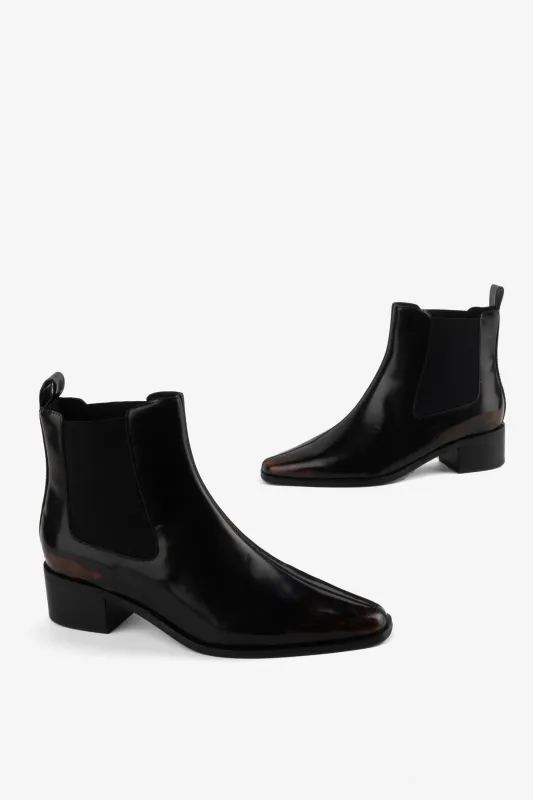 RATIO CHELSEA BOOT sold by Intentionally Blank