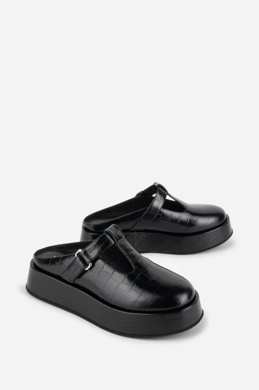 RECEPTION FLATFORM MULE made by Intentionally Blank