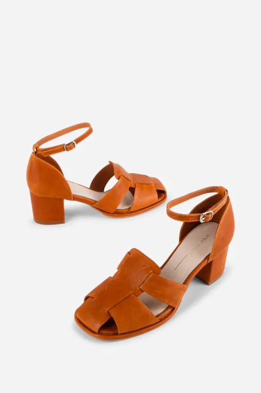 APRIL LEATHER FISHERMAN HEEL made by Intentionally Blank