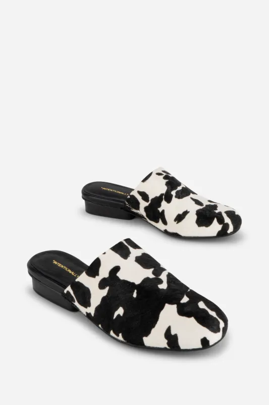 TOUCH COWHIDE SLIP ON made by Intentionally Blank
