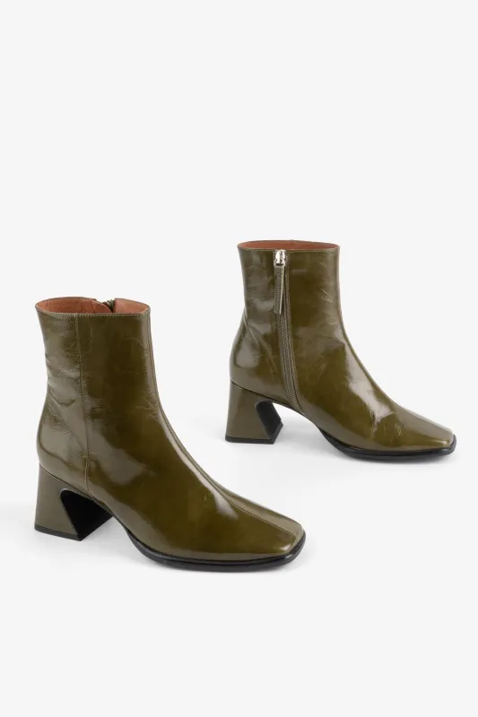 TAFFY PATENT LEATHER HEELED BOOT made by Intentionally Blank