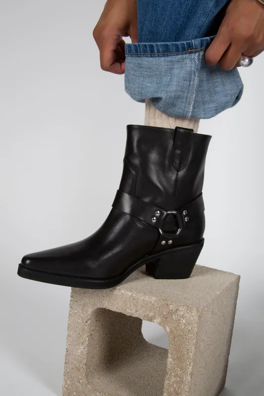 JOEY ANKLE BOOT made by Intentionally Blank