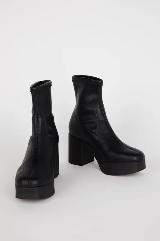 MARLOWE VEGAN PLATFORM BOOT BLACK SOLE sold by Intentionally Blank
