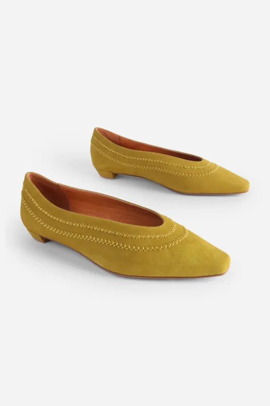 LOFTY SNIPPED TOE BALLET FLAT made by Intentionally Blank